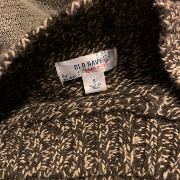 Sweater - Picture 3 of 4